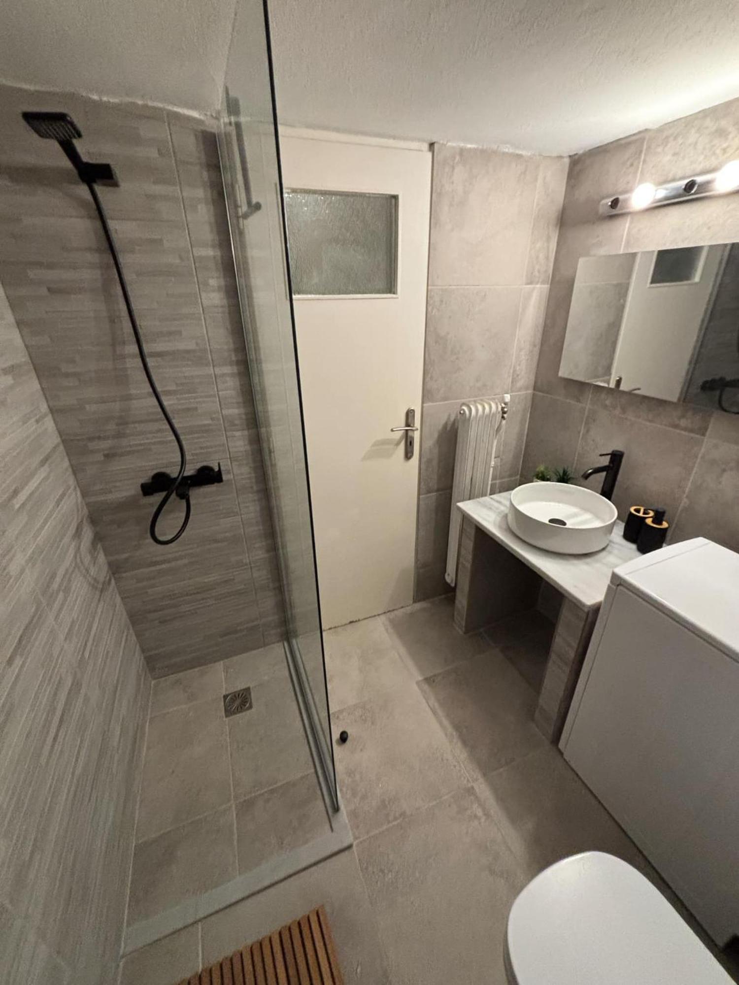 Appartement Katehaki Metro Flat à Athènes Extérieur photo